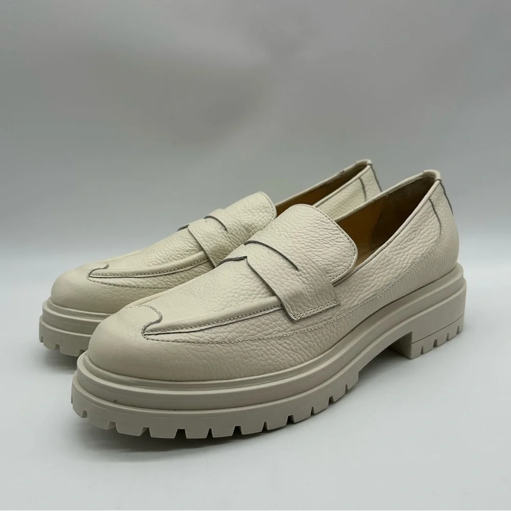 Beautiisoles by Robyn Shreiber Freddie Loafers Size 12 Off White Leather NWB